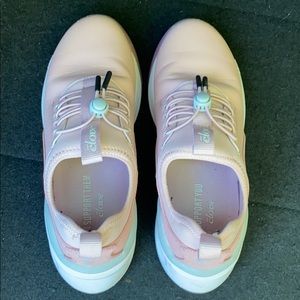 Pink Clove shoes 6.5